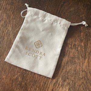 Kendra Scott 4.5” x 5.5” jewelry dust bag